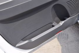 2012款东风风行景逸LV