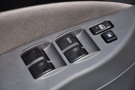 2012款东风风行景逸LV