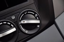 2012款东风风行景逸LV