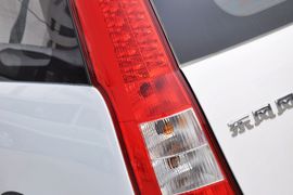 2012款东风风行景逸LV