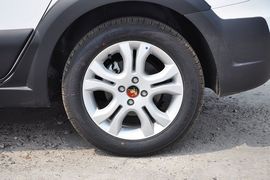 2012款东风风行景逸LV