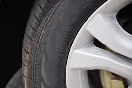 2012款东风风行景逸LV