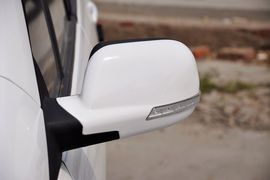 2012款东风风行景逸LV