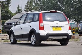 2012款东风风行景逸LV