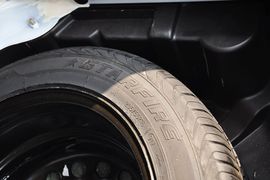 2012款东风风行景逸LV