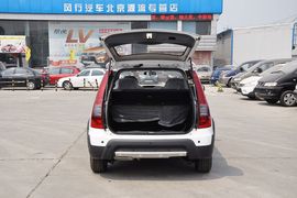 2012款东风风行景逸LV