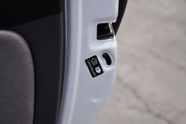 2012款东风风行景逸LV