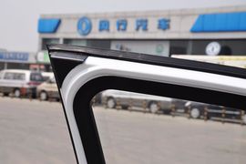 2012款东风风行景逸LV