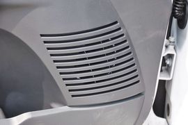 2012款东风风行景逸LV