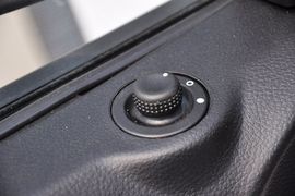 2012款东风风行景逸LV