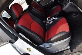 2012款东风风行景逸LV