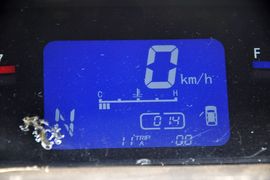 2012款东风风行景逸LV