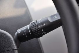 2012款东风风行景逸LV