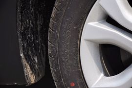 2012款东风风行景逸LV