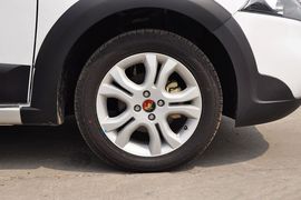 2012款东风风行景逸LV