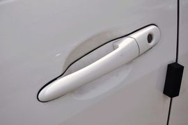 2012款东风风行景逸LV