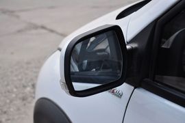 2012款东风风行景逸LV