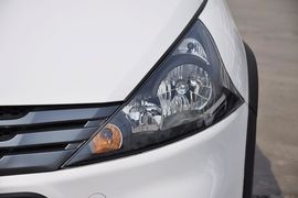 2012款东风风行景逸LV