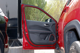 2017款Jeep指南者