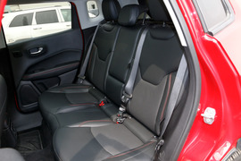 2017款Jeep指南者