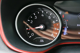 2017款Jeep指南者