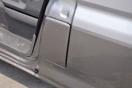2012款风行菱智2.0L-Q3长轴舒适版