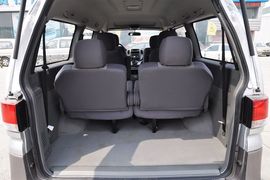 2012款风行菱智2.0L-Q3长轴舒适版