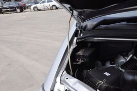 2012款风行菱智2.0L-Q3长轴舒适版