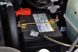 2012款风行菱智2.0L-Q3长轴舒适版