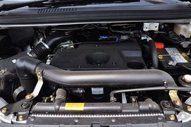 2012款风行菱智2.0L-Q3长轴舒适版