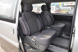 2012款风行菱智2.0L-Q3长轴舒适版