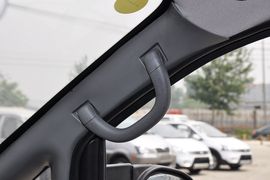 2012款风行菱智2.0L-Q3长轴舒适版
