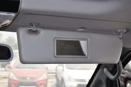 2012款风行菱智2.0L-Q3长轴舒适版