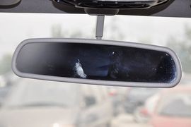 2012款风行菱智2.0L-Q3长轴舒适版