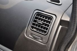 2012款风行菱智2.0L-Q3长轴舒适版