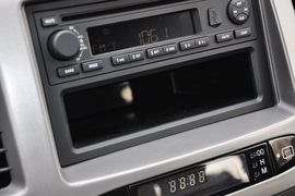 2012款风行菱智2.0L-Q3长轴舒适版