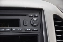 2012款风行菱智2.0L-Q3长轴舒适版