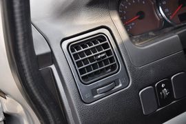 2012款风行菱智2.0L-Q3长轴舒适版