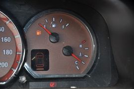 2012款风行菱智2.0L-Q3长轴舒适版