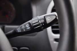 2012款风行菱智2.0L-Q3长轴舒适版