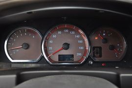 2012款风行菱智2.0L-Q3长轴舒适版
