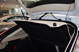 2012款福特福克斯两厢1.8L手动经典版时尚型