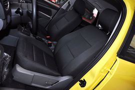 2012款福特福克斯两厢1.8L自动经典版基本型