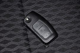2012款福特福克斯两厢1.8L自动经典版基本型