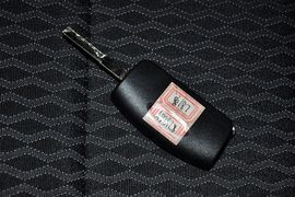 2012款福特福克斯两厢1.8L自动经典版基本型