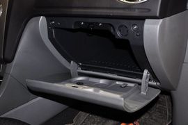2012款福特福克斯两厢1.8L自动经典版基本型