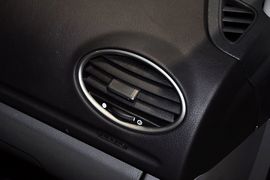 2012款福特福克斯两厢1.8L自动经典版基本型