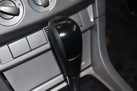 2012款福特福克斯两厢1.8L自动经典版基本型