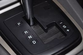 2012款福特福克斯两厢1.8L自动经典版基本型