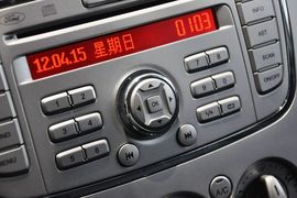 2012款福特福克斯两厢1.8L自动经典版基本型